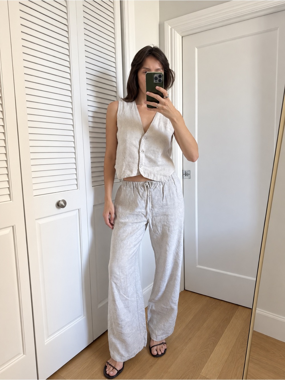 Robertson + Rodeo linen set